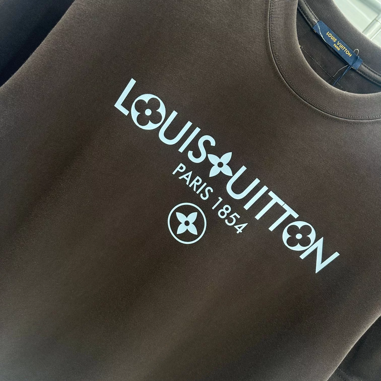 louis vuitton lv t-shirt manches courtes pour unisexe s_12764144